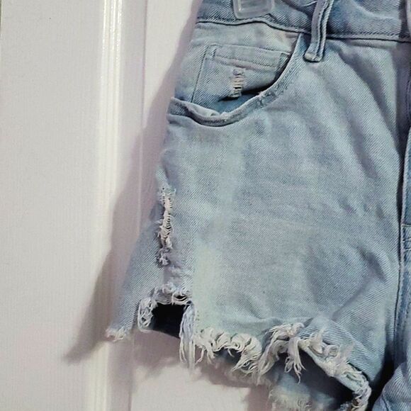 Rewash Light Wash Distressed Fringed High Waist Mom Jean Shorts - Picture 4 of 9
